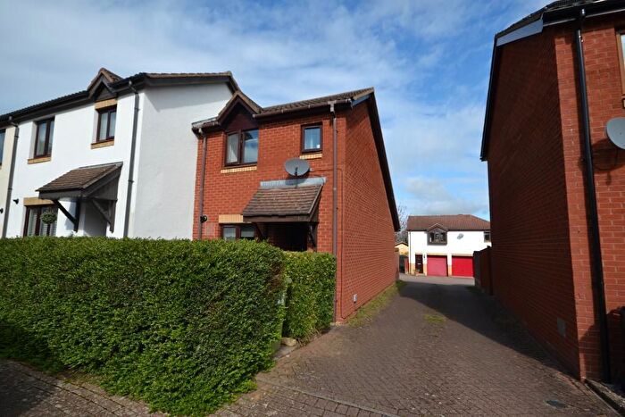 1 Bedroom End Terrace House For Sale In Culbertson Lane, Blue Bridge, Milton Keynes, Buckinghamshire, MK13