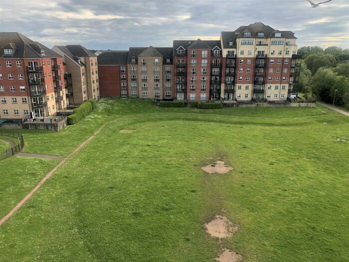 2 Bedroom Apartment To Rent In Britannia House, Palgrave Road, Bedford, MK42