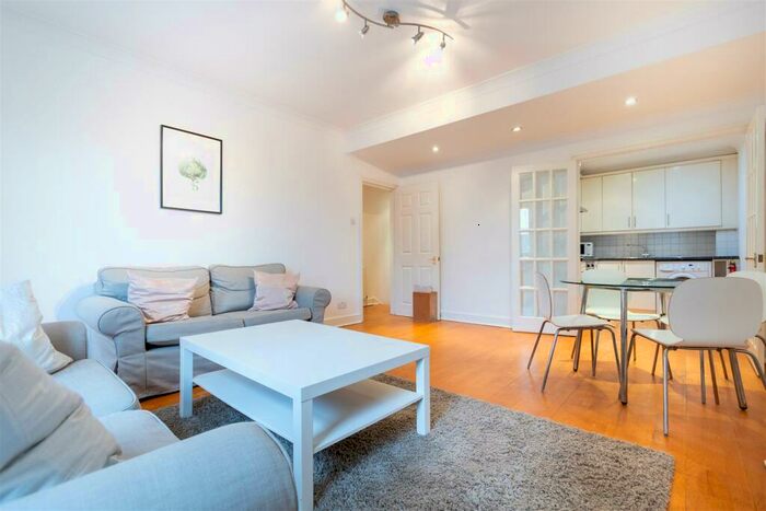 2 Bedroom Apartment To Rent In Finchley Road, Swiss Cottage, NW3