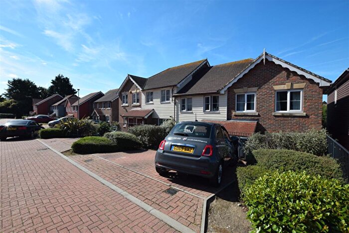 3 Bedroom End Of Terrace House To Rent In Endeavour Way, Hastings, TN34