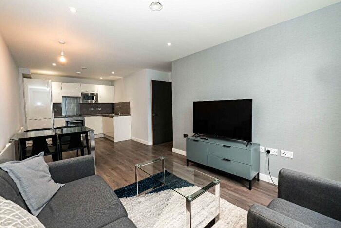 2 Bedroom Apartment To Rent In Renshaw Street, Liverpool, Merseyside, L1