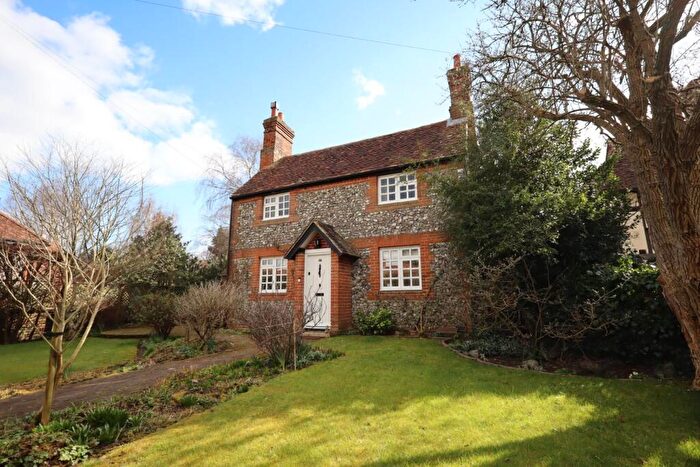 3 Bedroom Cottage For Sale In Flaunden, Herts, HP3