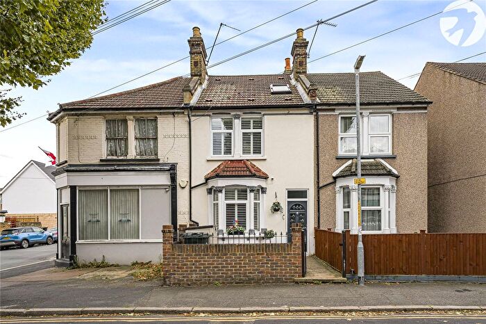 3 Bedroom Terraced House For Sale In Colney Road, Dartford, Kent, DA1