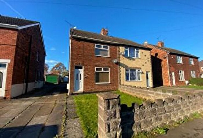 3 Bedroom Semi-Detached House To Rent In Oxford Street, Scunthorpe, DN16