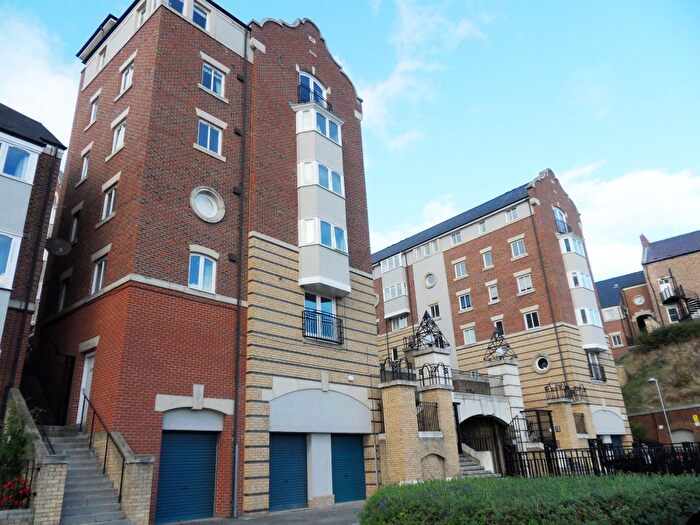 2 Bedroom Property To Rent In Union Stairs, North Shields, NE30