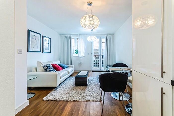 1 Bedroom Flat For Sale In Whitestone Way, Croydon, CR0