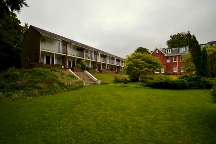 1 Bedroom Flat To Rent In Winton Hill, Stockbridge, Hampshire, SO20