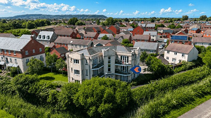 2 Bedroom Flat For Sale In Turnock Gardens, West Wick, Weston-Super-Mare, BS24