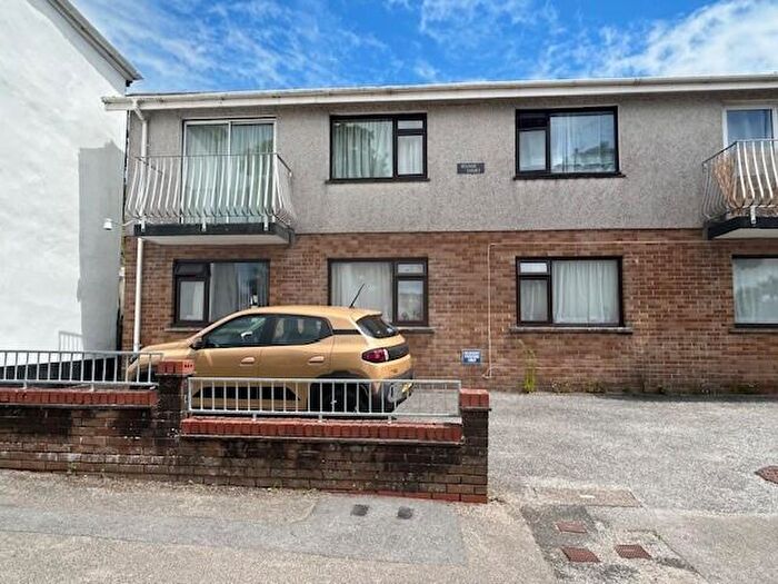 2 Bedroom Flat To Rent In Wadebridge, PL27