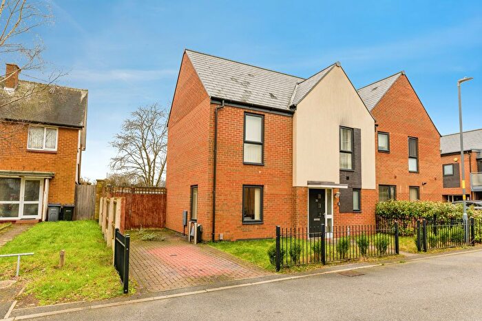 3 Bedroom Semi Detached House For Sale In Ashcroft Grove, Birmingham, B20