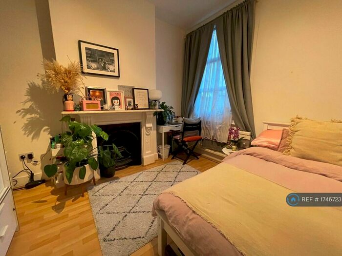 2 Bedroom Flat To Rent In Rainham Road, London, NW10