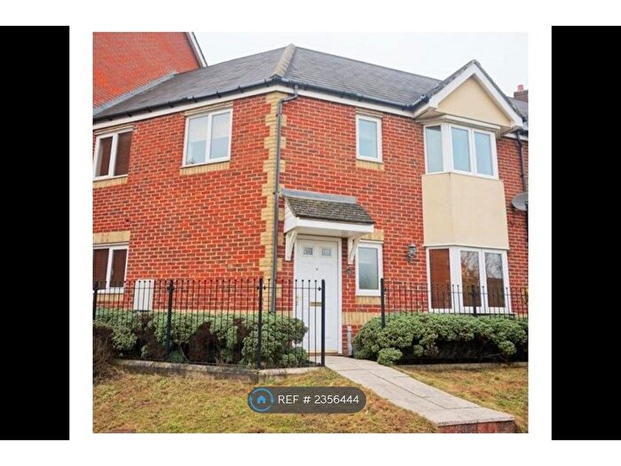 4 Bedroom Terraced House To Rent In Sir John Fogge Avenue, Ashford, TN23