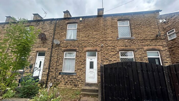 2 Bedroom Terraced House For Sale In Lees Hall Road, Dewsbury, WF12