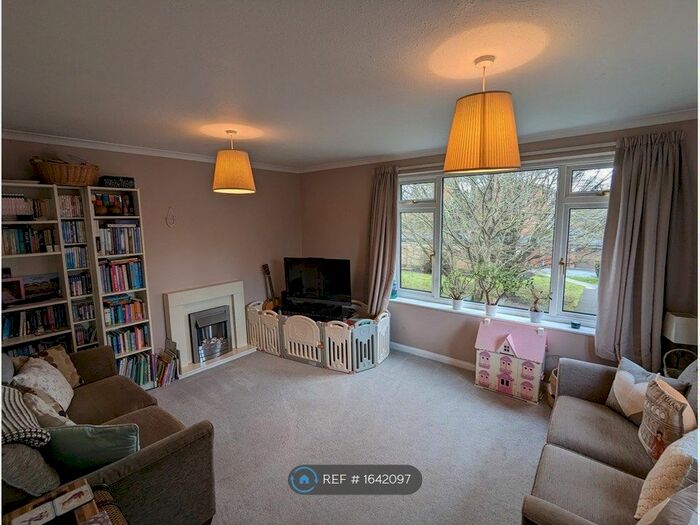 2 Bedroom Maisonette To Rent In Minster House, Beckenham, BR3