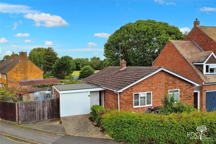 2 Bedroom Bungalow For Sale In Burrell Road, Compton, Newbury, West Berkshire, RG20