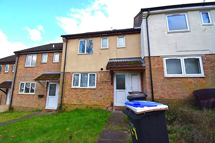 2 Bedroom Terraced House To Rent In Crowthorp Road, Northampton, NN3