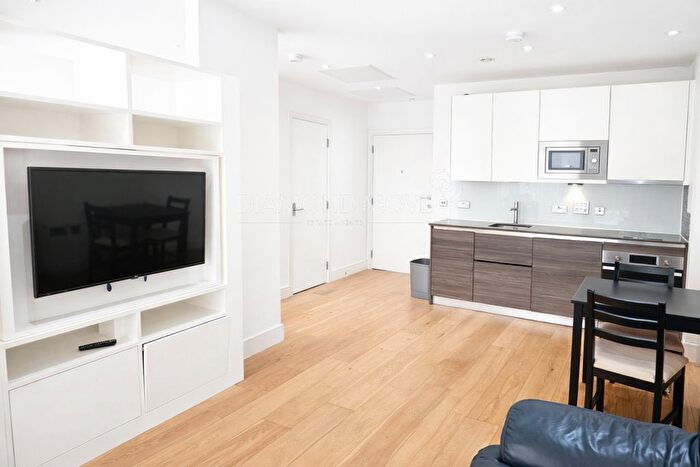 Studio To Rent In Staines Road, Hounslow, TW3