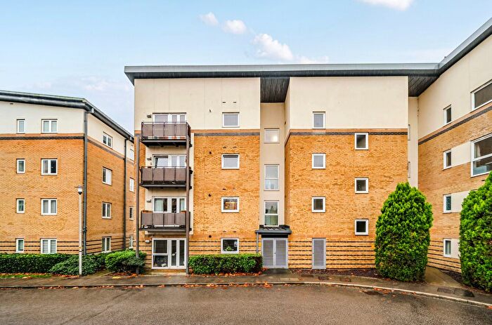 2 Bedroom Flat For Sale In Turin House, Venice Avenue, Watford, WD18