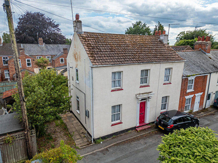 3 Bedroom End Of Terrace House For Sale In Cross Street, Holbeach, Spalding, PE12