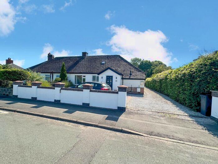 3 Bedroom Semi-Detached House To Rent In Beggars Lane, Leek, Staffordshire, ST13