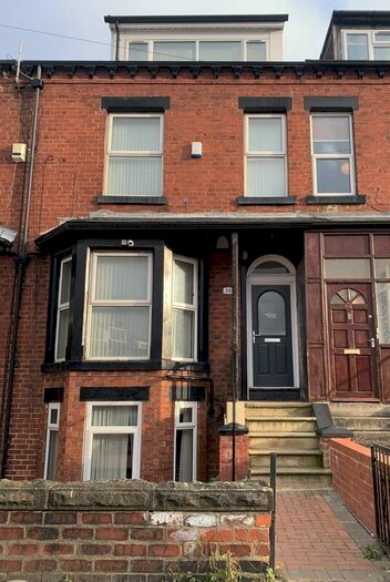 8 Bedroom Terraced House To Rent In Queens Road, Hyde Park, Leeds, LS6