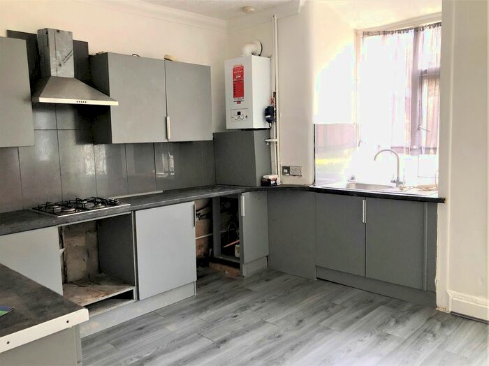 3 Bedroom End Of Terrace House To Rent In Nares Street, Preston, Lancashire, PR2