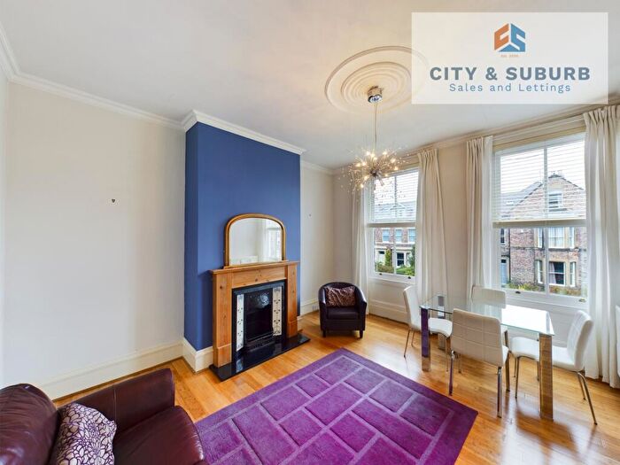 2 Bedroom Flat To Rent In Hawthorn Road, Gosforth, Newcastle Upon Tyne, Tyne And Wear, NE3