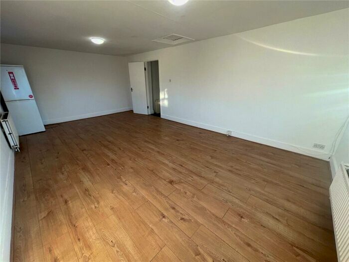 2 Bedroom Apartment To Rent In Church Lane, London, NW9