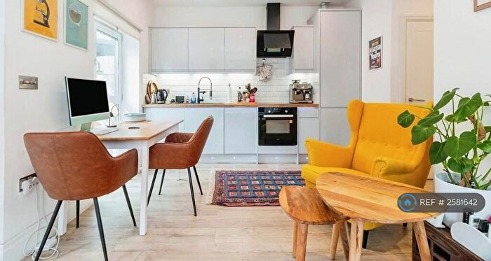 1 Bedroom Flat To Rent In Queens Quarters, Mitcham, CR4