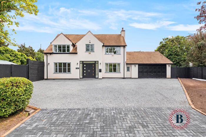 4 Bedroom Detached House To Rent In Bulls Lane, Sutton Coldfield, B76