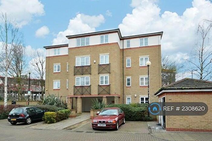 1 Bedroom Flat To Rent In Archers Lodge, London, SE16