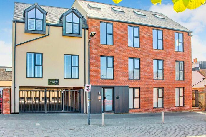 2 Bedroom Flat To Rent In Mariners Court, The Docks, Gloucester GL1