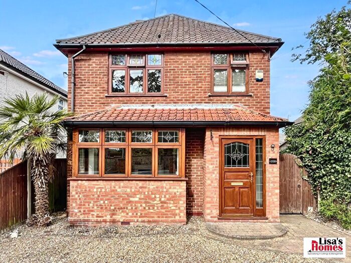 3 Bedroom Detached House To Rent In Gorleston Road, Oulton Broad, NR32