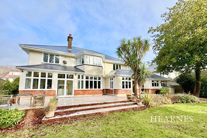 4 Bedroom Detached House For Sale In Alyth Road, Talbot Woods, Bournemouth, BH3