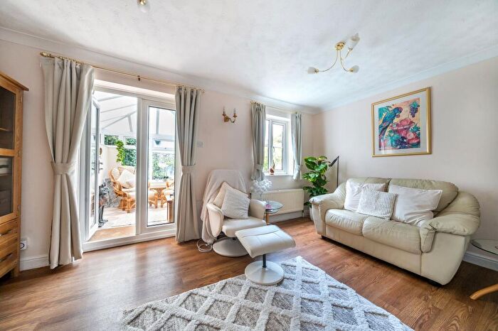 4 Bedroom Semi-Detached House For Sale In Priory Close, Shrewton, SP3