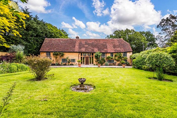 4 Bedroom Detached Bungalow To Rent In The Haven, Billingshurst, RH14