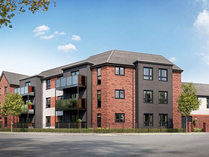 2 Bedroom Flat For Sale In "The Upton Apartments" At Valley Park, Didcot, OX11