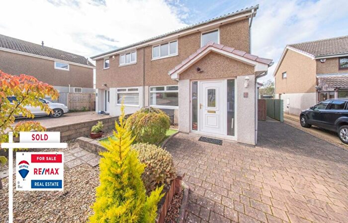3 Bedroom Semi-Detached House For Sale In Beechbank Crescent, East Calder, EH53