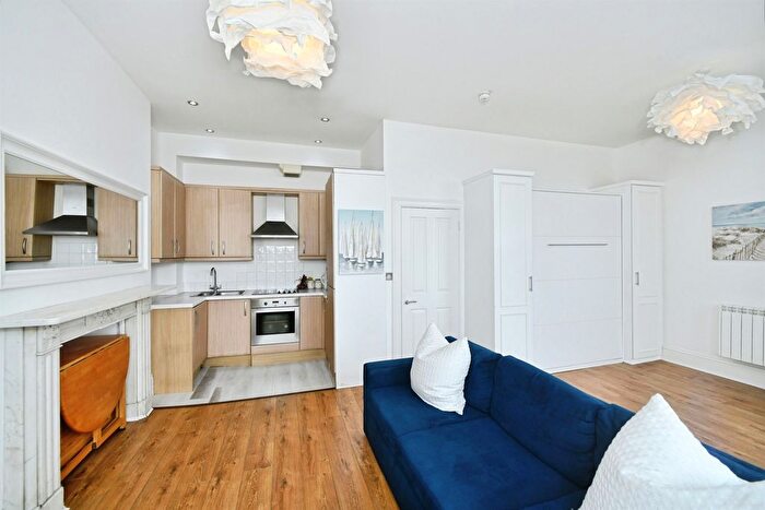 Studio For Sale In Marine Parade, Brighton, BN2
