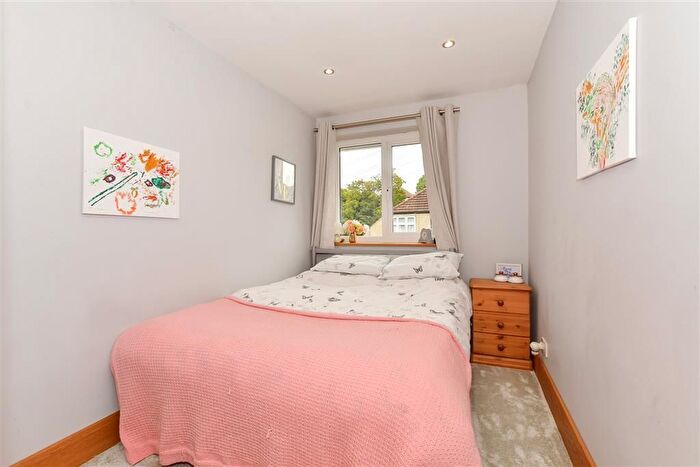 3 Bedroom Property For Sale In Milton Road, Caterham, Surrey, CR3