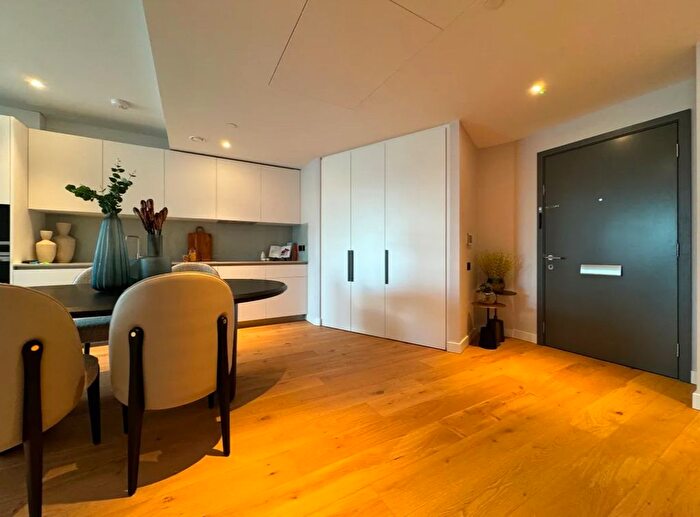 1 Bedroom Flat To Rent In Electric Boulevard, Koa House, London, SW11