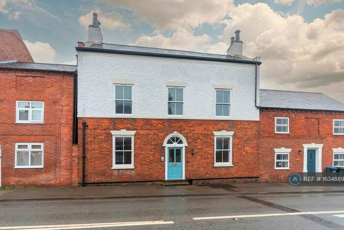 1 Bedroom Flat To Rent In High Street, Husbands Bosworth, Lutterworth, LE17