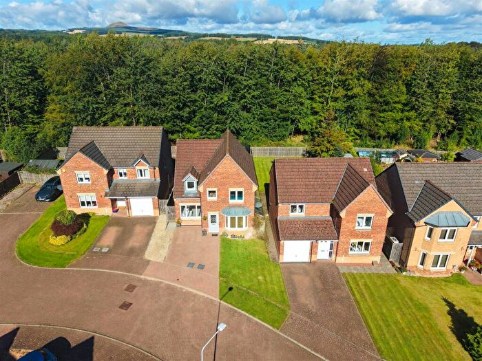 5 Bedroom Detached House For Sale In Groves Place, Glenrothes, KY7