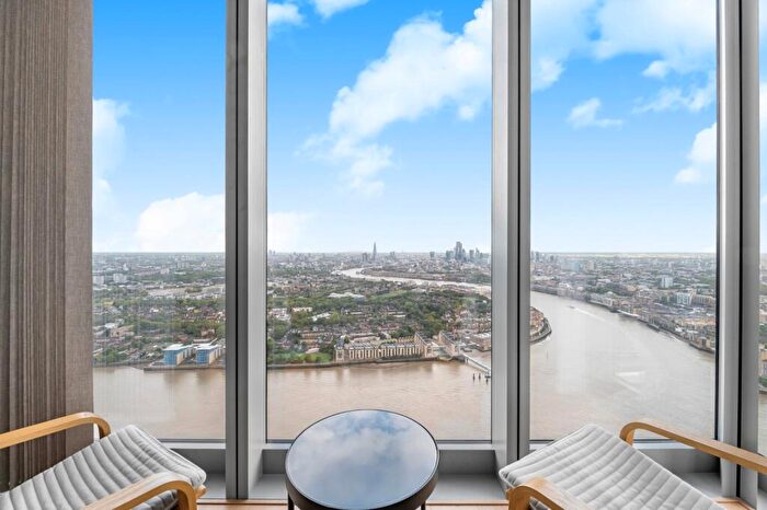 2 Bedroom Flat For Sale In Marsh Wall, Millwall, E14