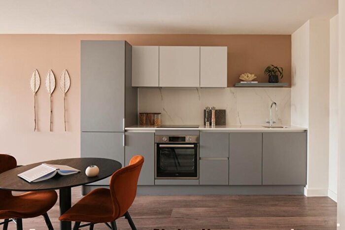 3 Bedroom Apartment To Rent In Bloomery Place, Sheffield, S1