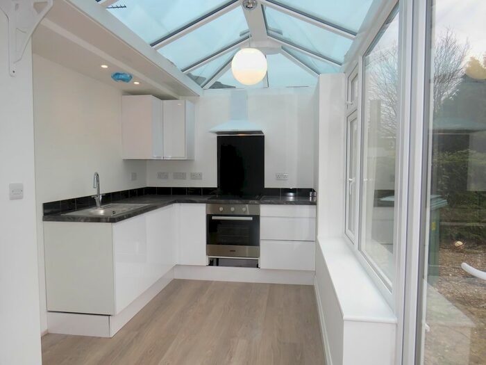 2 Bedroom Bungalow To Rent In Lee Close, Patchway, Bristol BS34