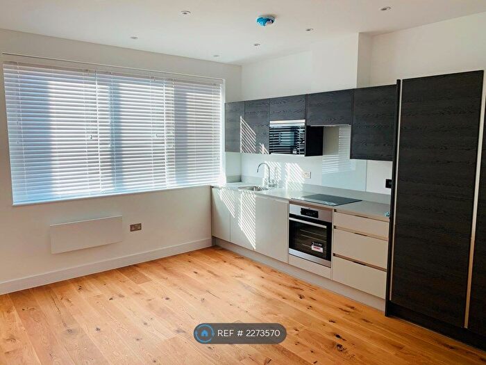 1 Bedroom Flat To Rent In Circa Apartments, Harlington, Hayes, UB3