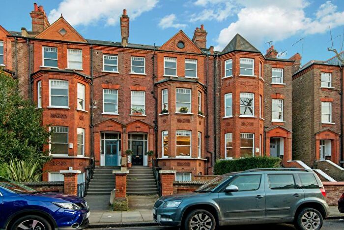 2 Bedroom Apartment To Rent In Goldhurst Terrace, South Hampstead, NW6