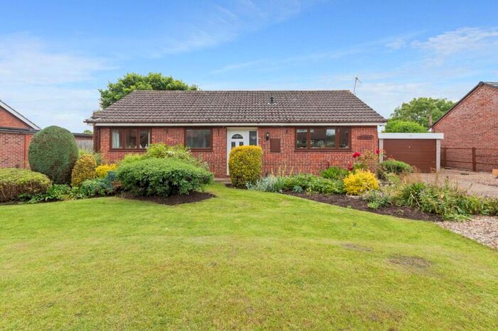 3 Bedroom Bungalow For Sale In Station Road, Misterton, Doncaster, Nottinghamshire, DN10