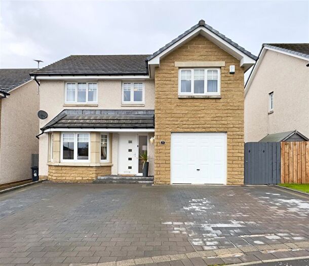 5 Bedroom Detached House For Sale In Curriefield View, Cleland, Motherwell, ML1